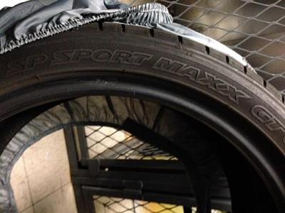 FOR SALE: Dunlop SP Sport Maxx GT 255/35ZR 19-photo-1.jpg