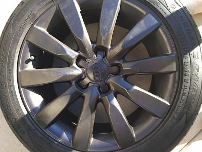 4 clean 2010 A4 factory rims with tires-img_0551.jpg