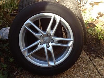 Brand New 200mi 19&quot; wheels wit Continental 235/55/19 tires-19in-wheels-tires-wcenter-cap.jpg