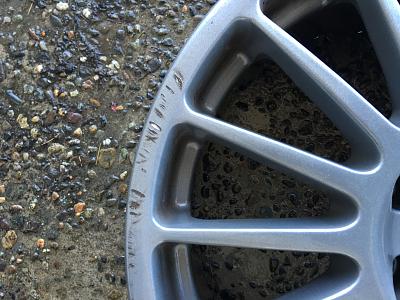 OZ Super Turismo 18x8-img_6248.jpg