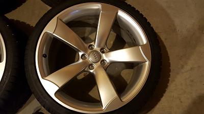 RS 5 Wheels - Genuine &amp; Perfect Condition 20x9 et26-20151129_154713.jpg