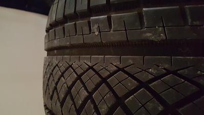 Pair Continental Extreme DWS 255x40vr18.  2 months old-2016-01-20-14.42.04.jpg