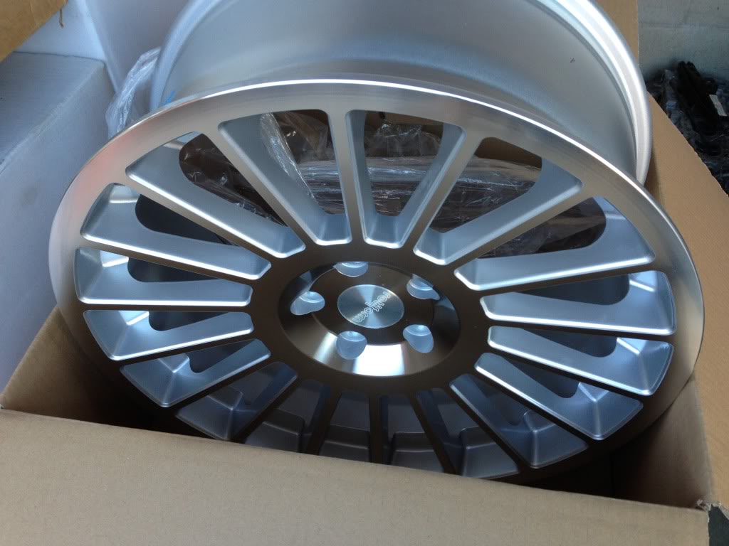 Name:  null_zps48b5b3c6.jpg
Views: 483
Size:  90.6 KB