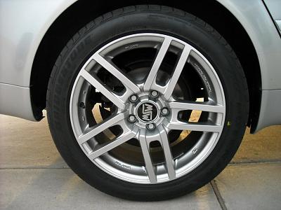 MSW 17" wheels and Bridgestone tires....like new..0-dscn0592.jpg