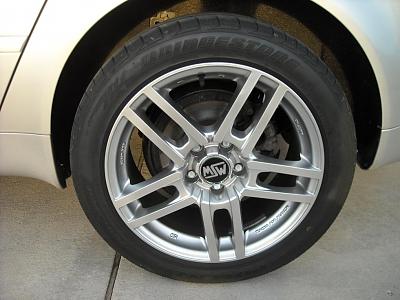 MSW 17&quot; wheels and Bridgestone tires....like new..0-dscn0595.jpg