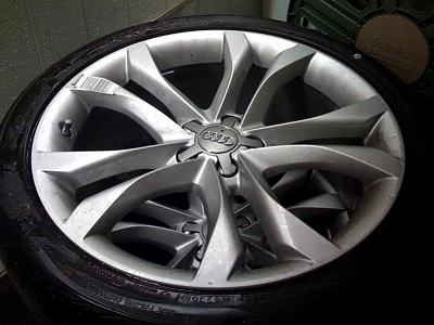 F.S. - 2009 Audi S8 rims and tires - 20" monsters-photo1.jpg