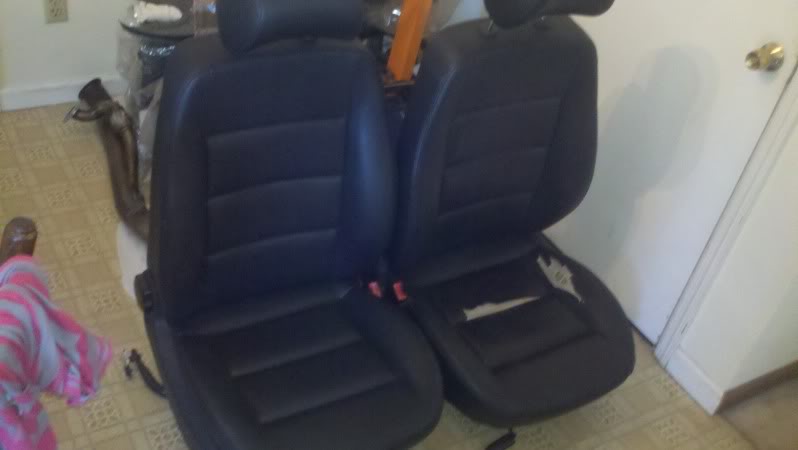 Name:  2011-07-22_18-41-17_520.jpg
Views: 19
Size:  25.5 KB