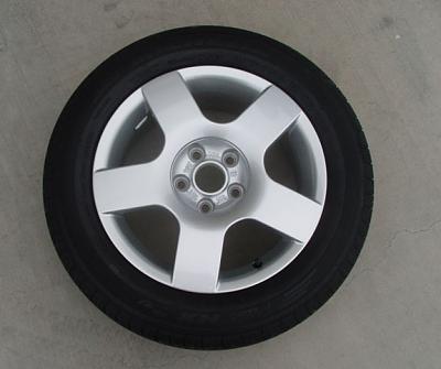 Audi B6 A4 wheels for sale, Axis and OEM-sparetire.jpg
