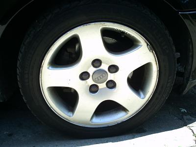 wts: 96 audi a4 Rims.-car-tires-interior-005.jpg