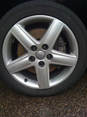 5 B7 A4 Wheels And Tires-img_0106.jpg