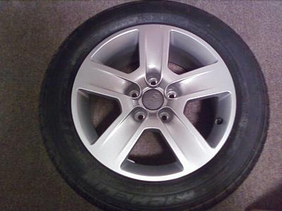 B6 A4 3.0 Full Sized Spare 16&quot; W/ Michelin Mounted-09151935.jpg