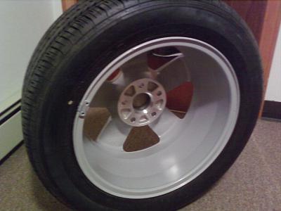 B6 A4 3.0 Full Sized Spare 16&quot; W/ Michelin Mounted-09151936a.jpg