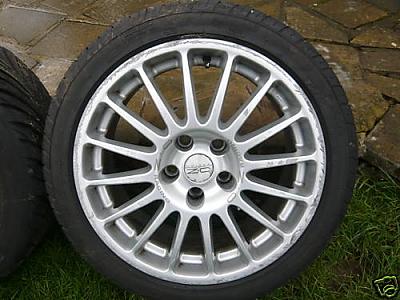 17 inch oz racing alloy wheels and tyres-w4.jpg