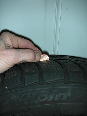 For Sale: Snow tires on rims-dscn0525.jpg
