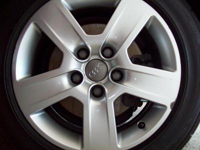 A4 B7 16" OEM wheels w/Tires 0!!-100_1014.jpg