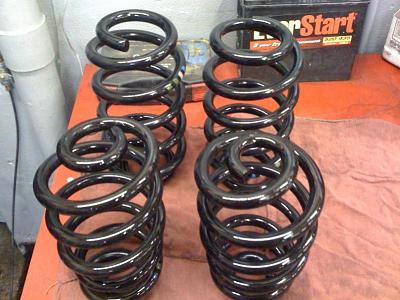 2005 A4 S-Line UltraSport Springs-springs2.jpg