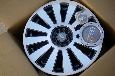 FS: New 18'' Audi-Style Rims. Anyone know what rims these are?-p1070153.jpg