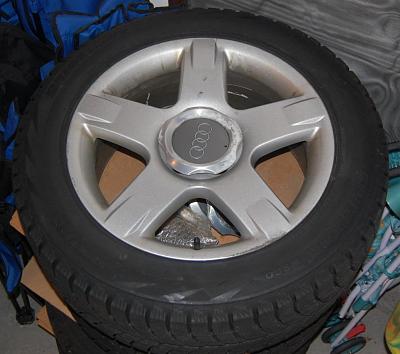 17" Allroad Wheels w/Snow Tires.-wheel-center-cap.jpg