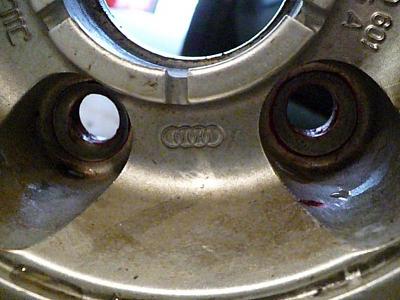 FoRe SaLe! 2006-10 17" OEM Wheels-8.jpg