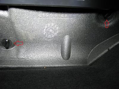 2012 A3 Dust and Pollen filter replacement-step-1.jpg