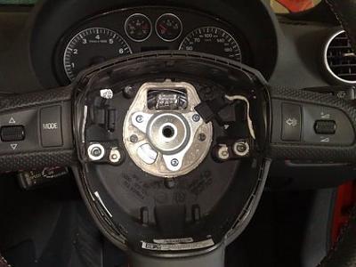 steering wheel replacement question-rs4startbutton043-large.jpg