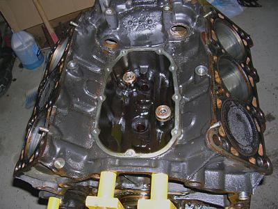 C4 2.8L non-quattro Engine Removal-pullout079-checkvalves.jpg