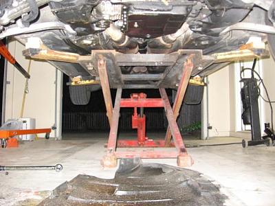 Old control arm assembly-lift-1.jpg