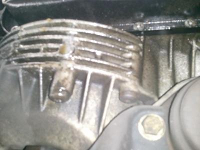 Is this Oil or Transmission Fluid...-2012-04-03-14.47.56.jpg