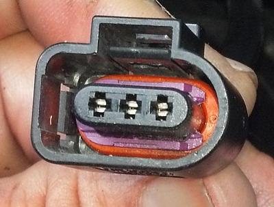 2004 Audi A6 Q 3.0L: How to jumper A/C Pressure Sensor (G65)?-ac_pressure_switch_1.jpg