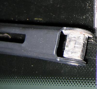 2003 A6 V6 - wiper blade aftermarket refill (pics)-simg_4492.jpg