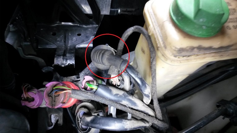 Name:  connector%20location.jpg
Views: 355
Size:  100.6 KB