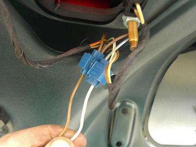 Dual rear fog lamps...-mydc1191.jpg