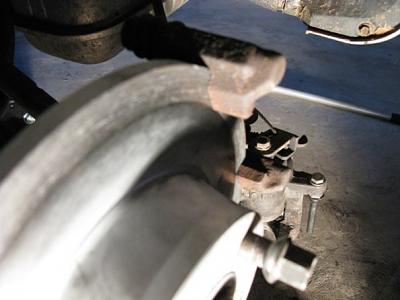 A6 rear rotor carrier binding-rotor.jpg