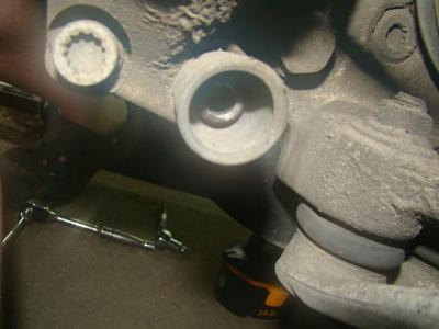 4 Pads per Caliper Brake Question? SEE PIX>>-dsc04568.jpg