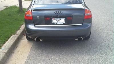 Rear fog light plastic is cracked.....questions-cracked-back.jpg