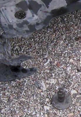 How-to: 2004 A8 Oil Change Procedure-img_1902_undertray_screw_1.jpg