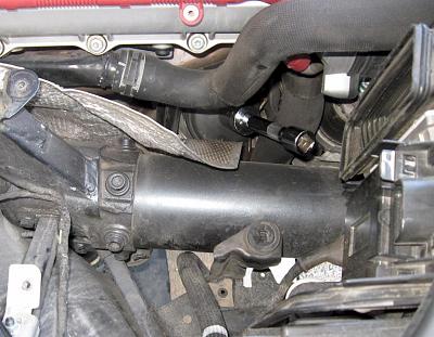 How-to: 2004 A8 Oil Change Procedure-img_1883_oil_filter_location_sm.jpg