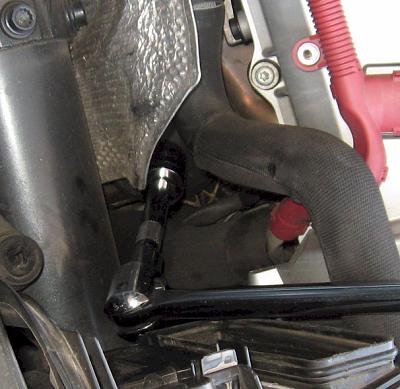 How-to: 2004 A8 Oil Change Procedure-img_1886_oil_filter_location_closeup.jpg