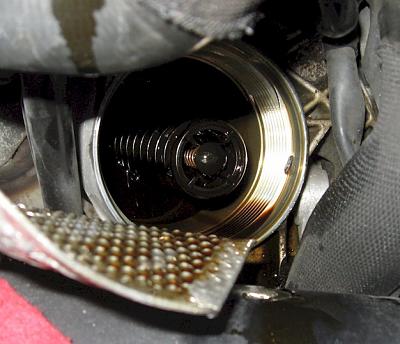 How-to: 2004 A8 Oil Change Procedure-img_1892_oil_filter_removed.jpg