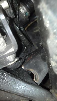  *The OFFICAL pic whore your TT thread*-ttbrokenlowerarm.jpg