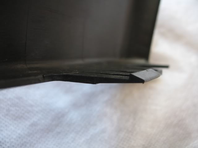 Name:  closeup_of_snapsold_bottom.jpg
Views: 3603
Size:  17.7 KB