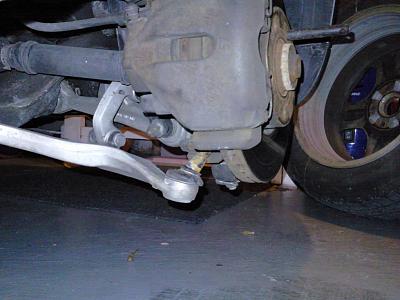 lower control arm-photo038-1.jpg