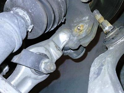 lower control arm-photo039-1.jpg