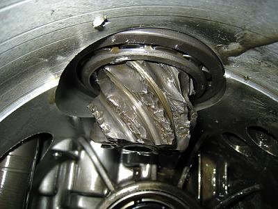 Trashed Trans 97 2.8 5sp-10.jpg