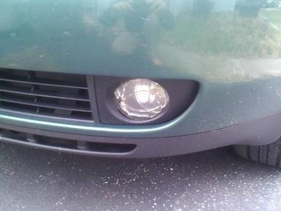 Fog Light Lens Broken-1215081527.jpg