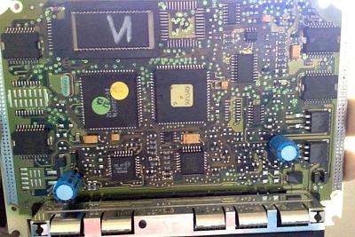 What Chip Is This????-photo-11-5-13-2.09-pm.jpg