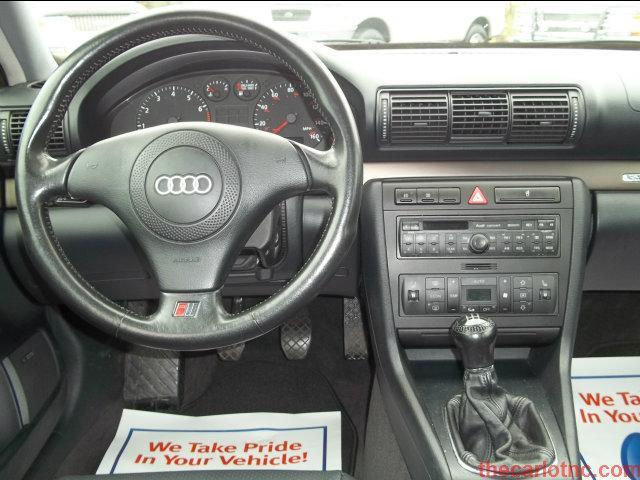 Name:  Audisteeringwheel_zps8c09929c.jpg
Views: 138
Size:  63.7 KB