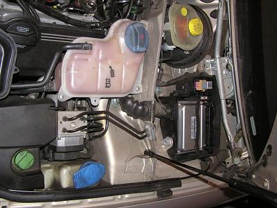 Need help, Secondary Air Pump stays on-audi-a4-engine.jpg