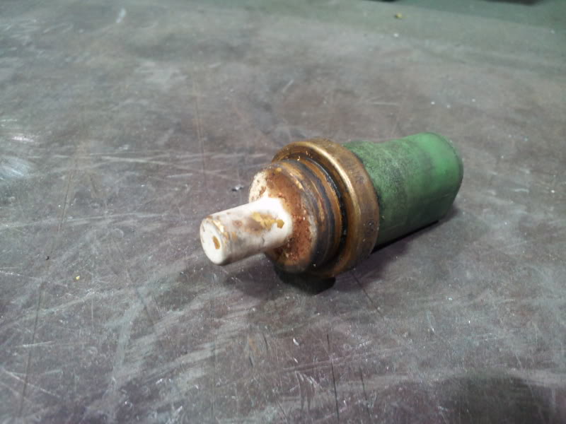 Name:  2011-12-14120658.jpg
Views: 57
Size:  60.8 KB