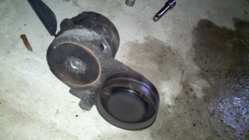 Name:  968192215_photobucket_28115_.jpg
Views: 560
Size:  37.5 KB